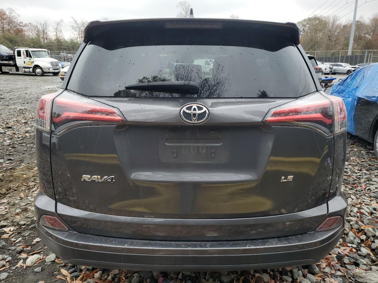 VIN JTMZFREV1HJ144659 2017 TOYOTA RAV4 no.6