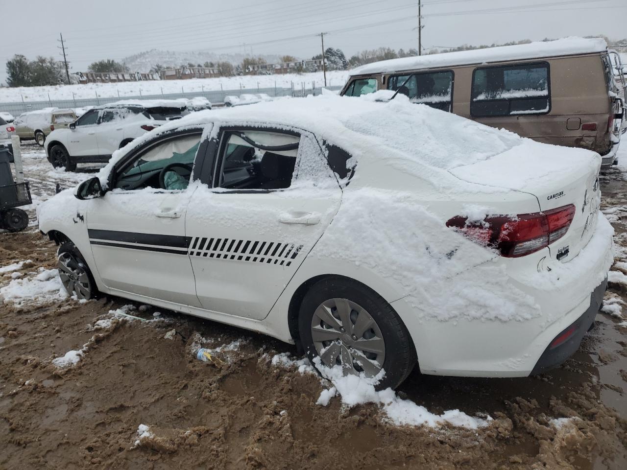 2020 Kia Rio - Image 2