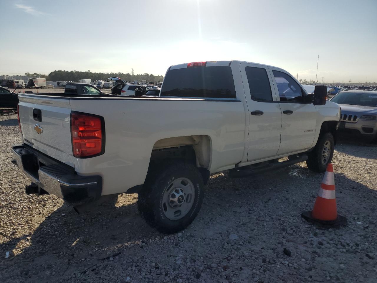 2019 Chevrolet Silverado - Image 3