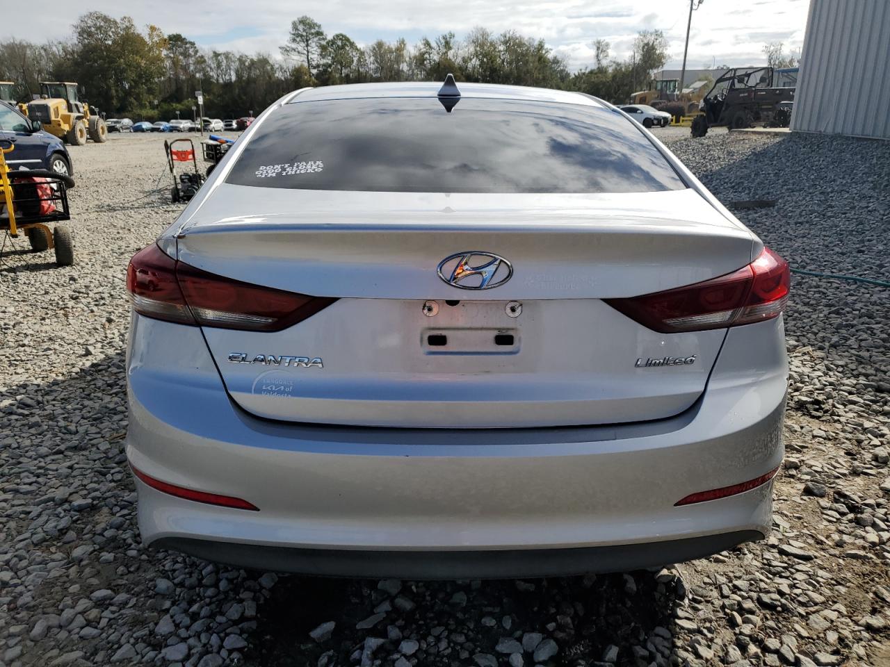 2018 Hyundai Elantra - Image 6