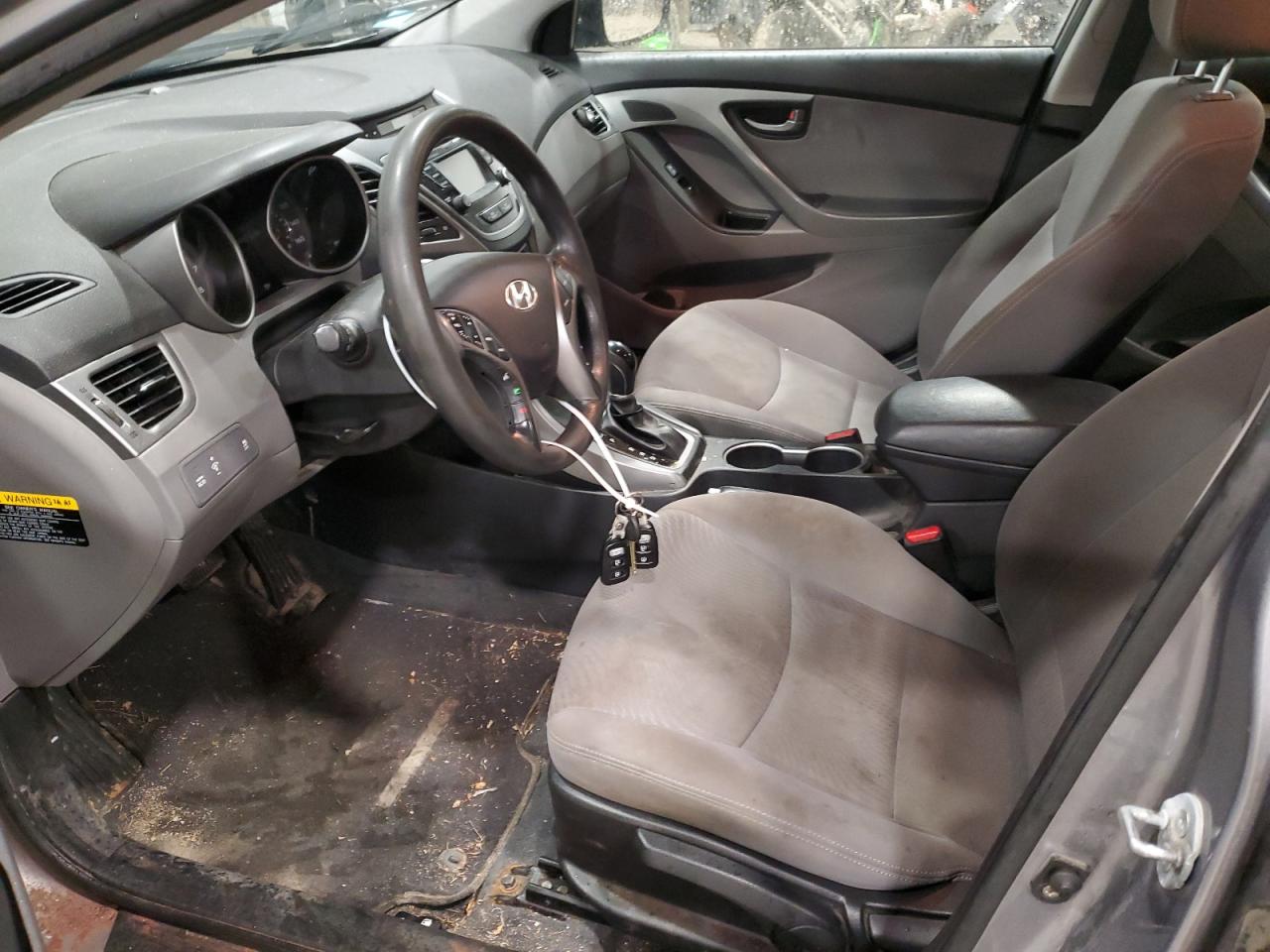 2014 Hyundai Elantra - Image 7