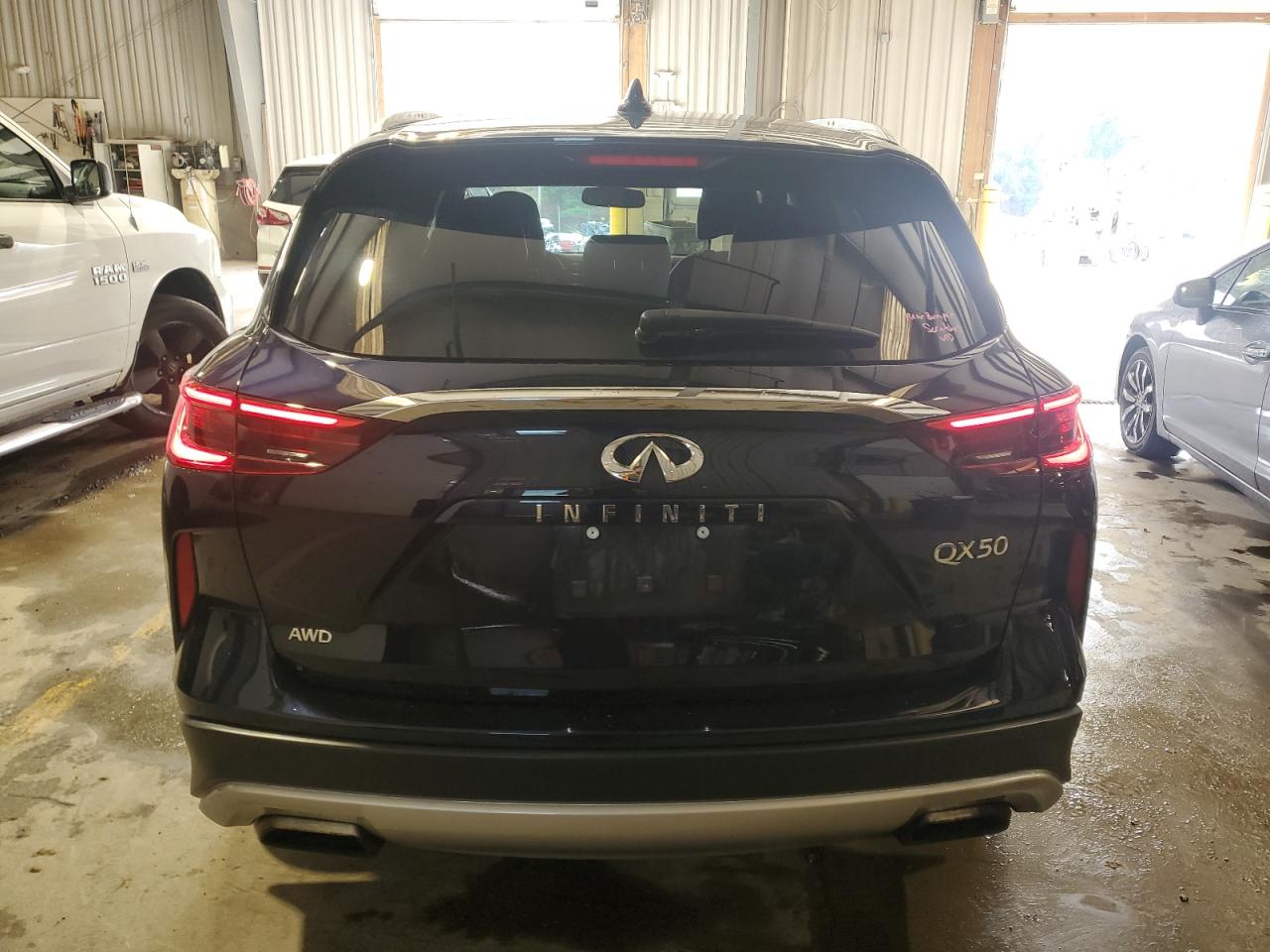 2019 Infiniti QX50 - Image 6