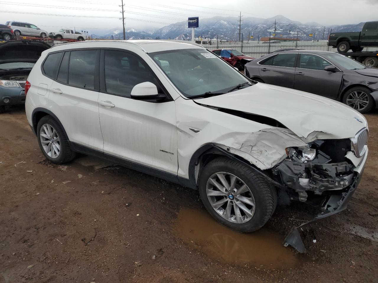 VIN 5UXWX9C32H0W69588 2017 BMW X3 no.4