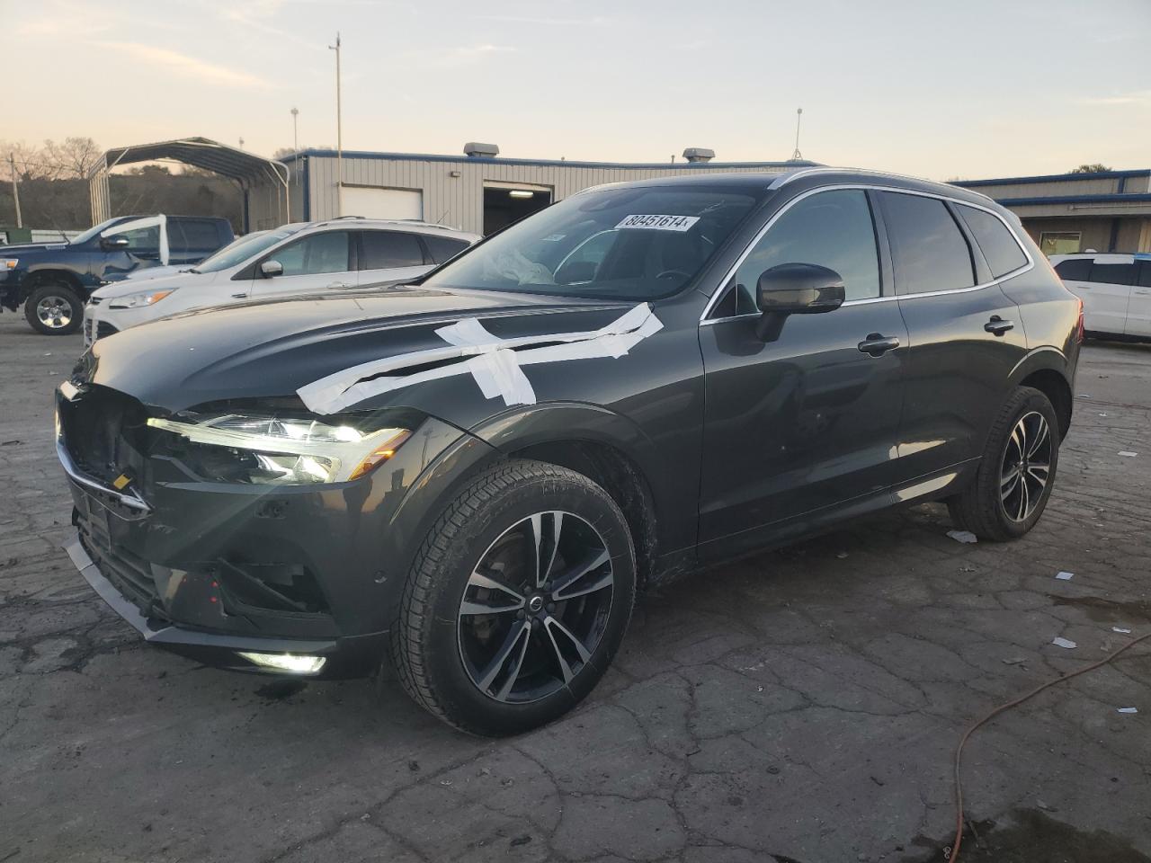 2018 Volvo Xc60 T5 Momentum de vânzare în Lebanon, TN - Front End
