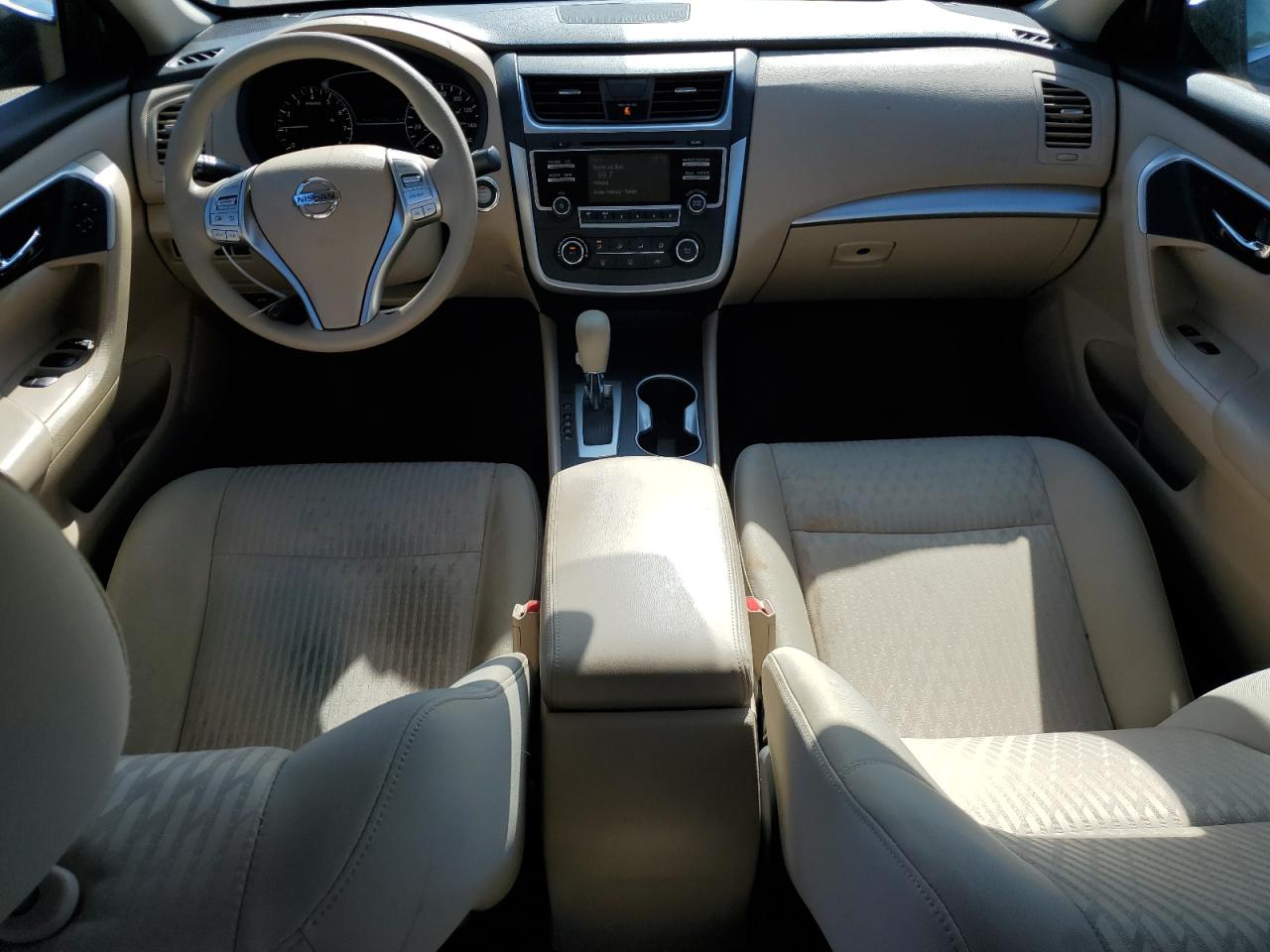 2016 Nissan Altima - Image 8
