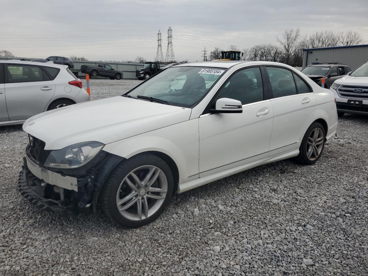 VIN WDDGF8AB3DA801748 2013 MERCEDES-BENZ C-CLASS no.1