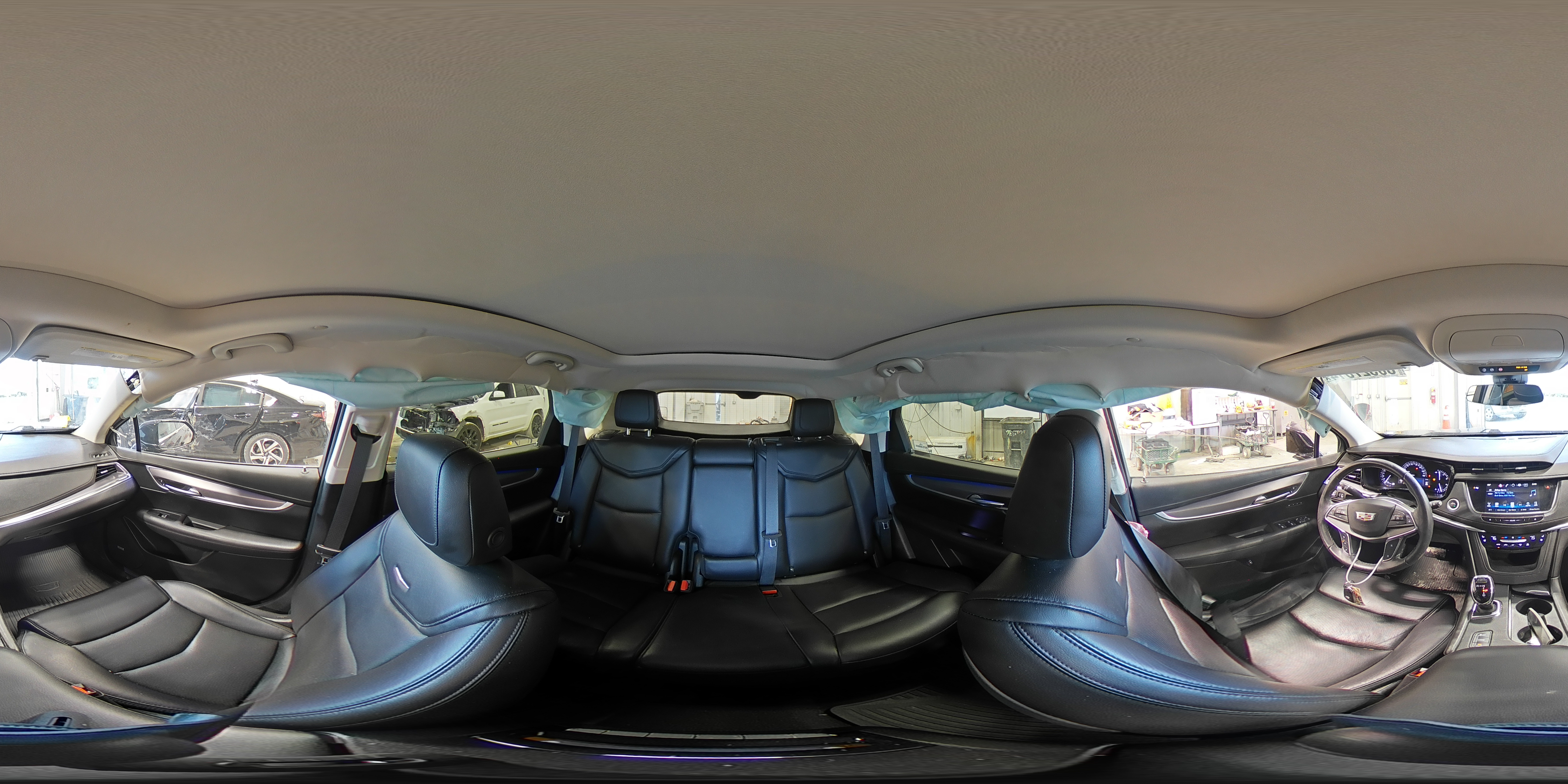 2018 Cadillac XT5 - Image 15