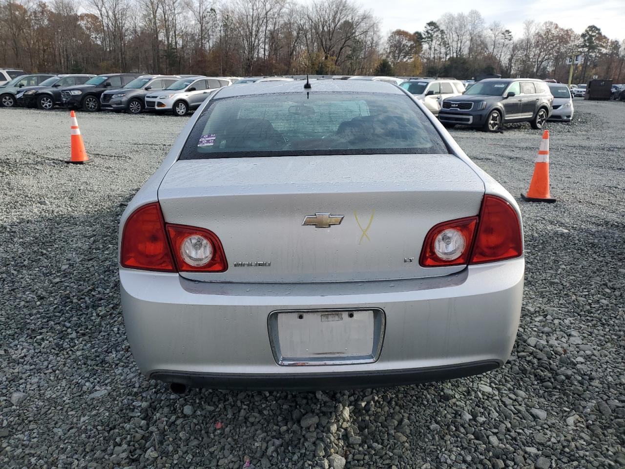 2009 Chevrolet Malibu - Image 6