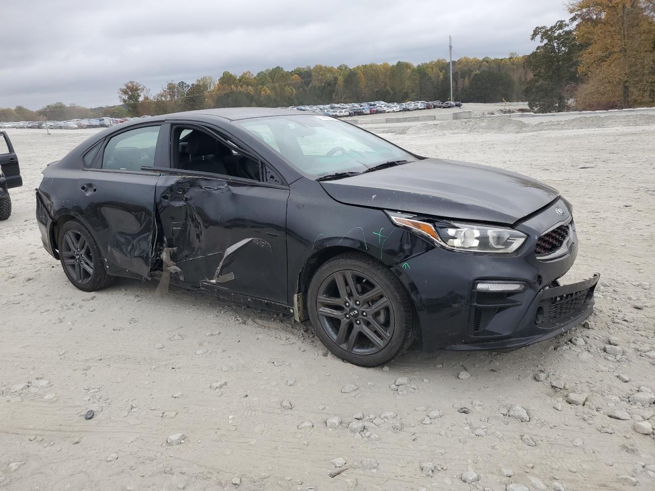 2021 Kia Forte - Image 4