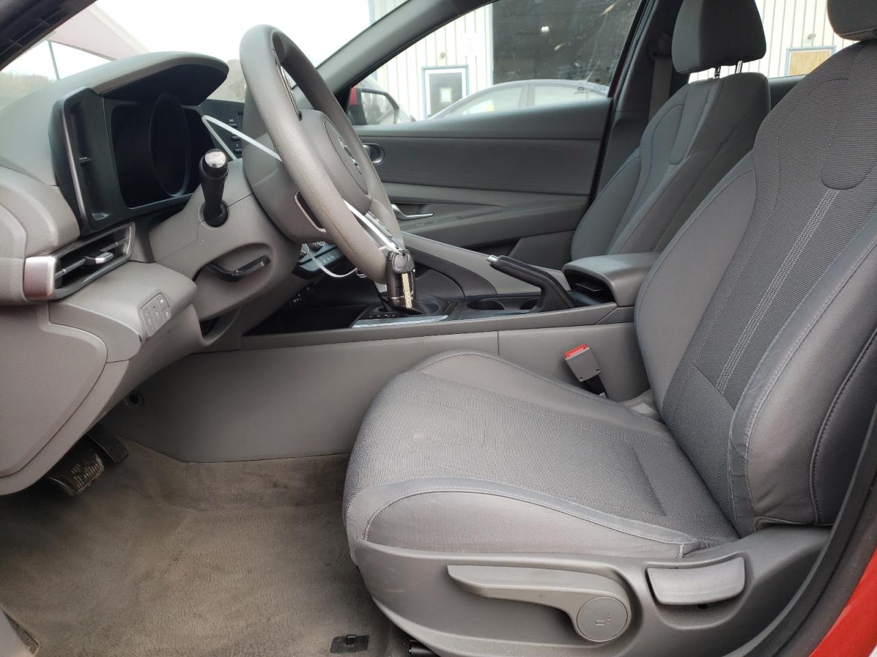 2021 Hyundai Elantra - Image 7