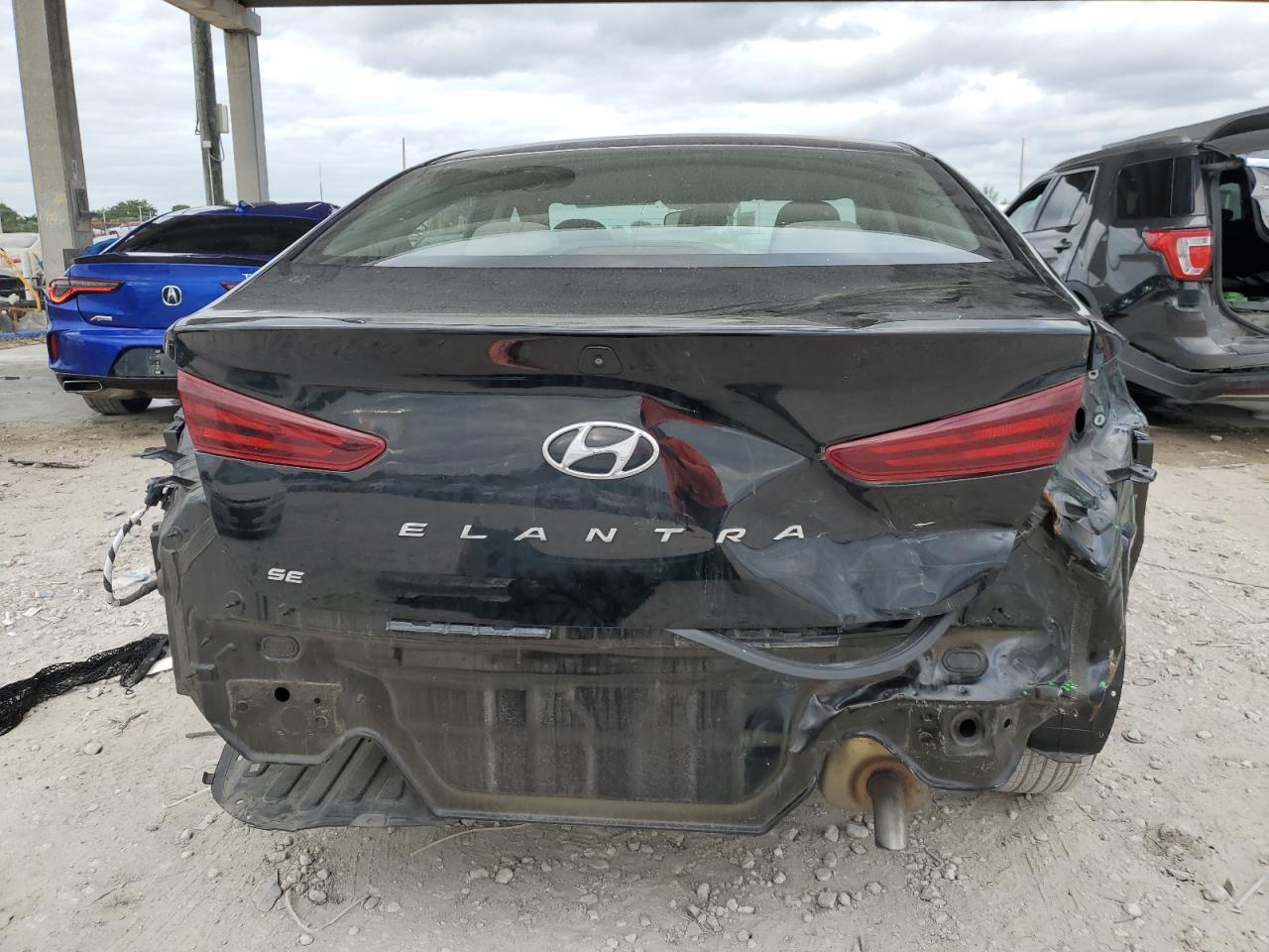 2020 Hyundai Elantra - Image 6