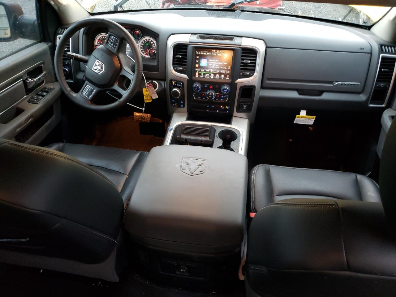 2016 RAM 1500 - Image 8