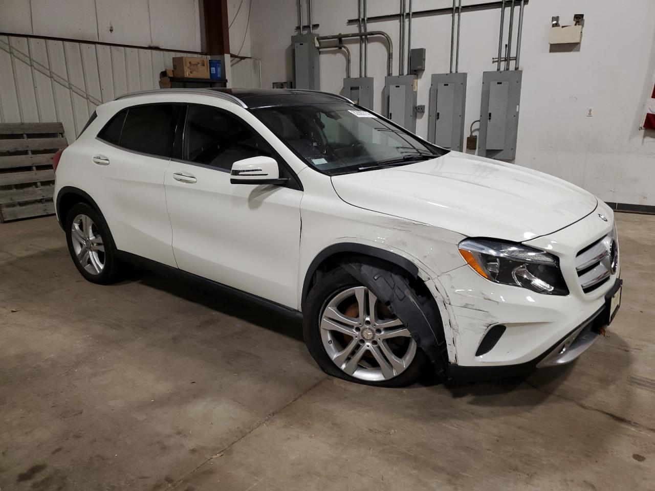 VIN WDCTG4GB3GJ191516 2016 MERCEDES-BENZ GLA-CLASS no.4