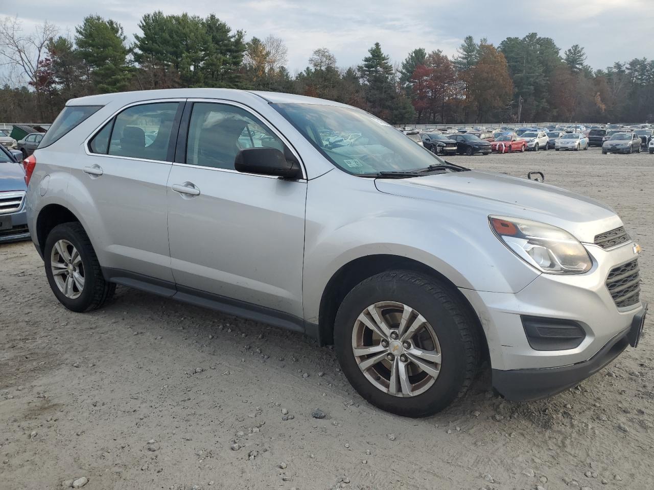 2016 Chevrolet Equinox - Image 4