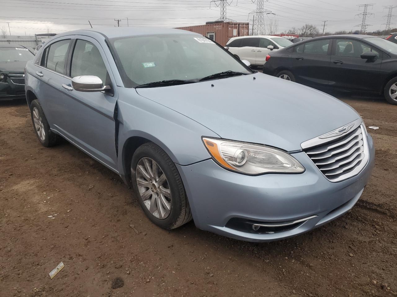 VIN 1C3CCBCG2DN526006 2013 CHRYSLER 200 no.4