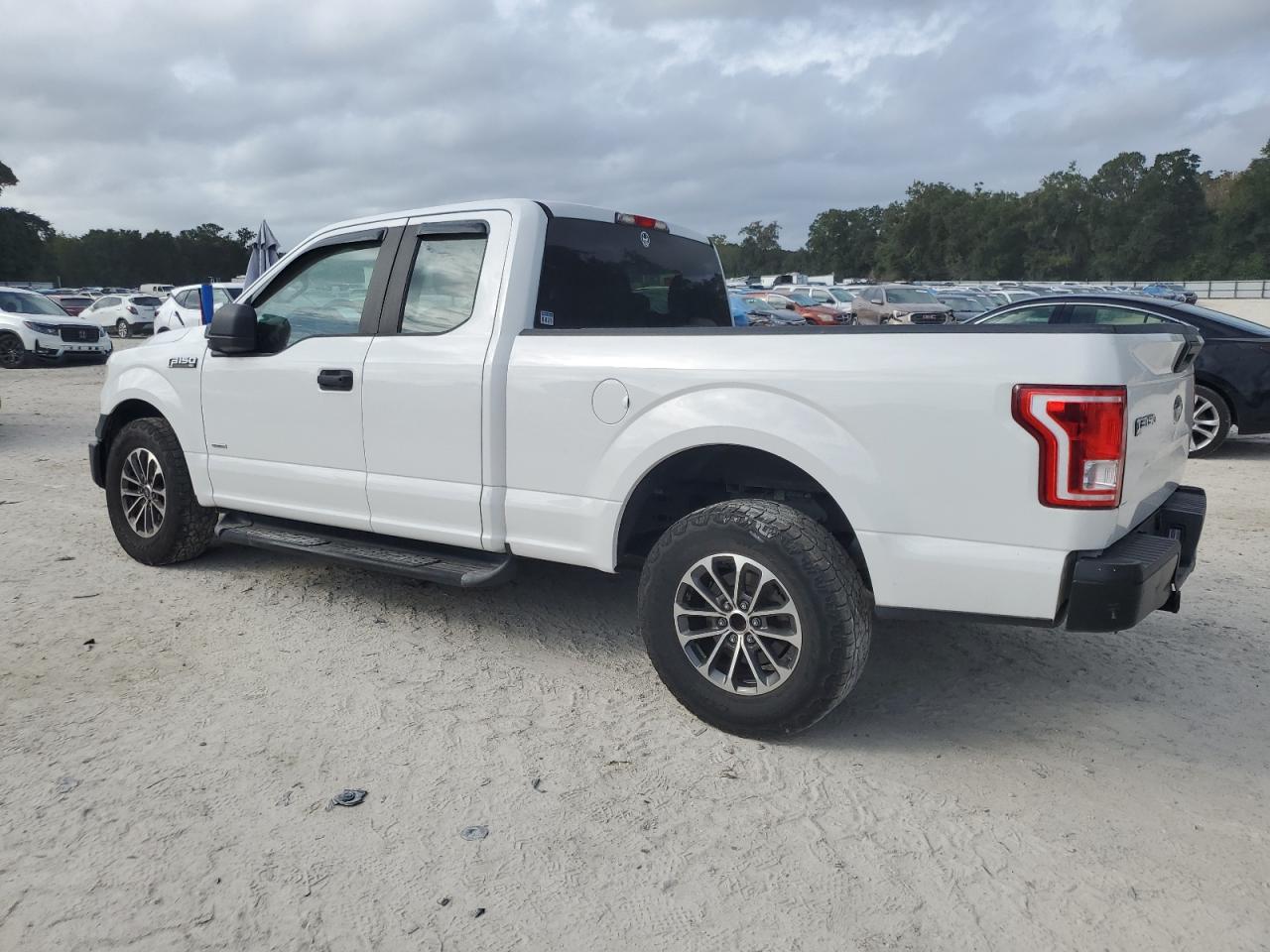2015 Ford F-150 - Image 2