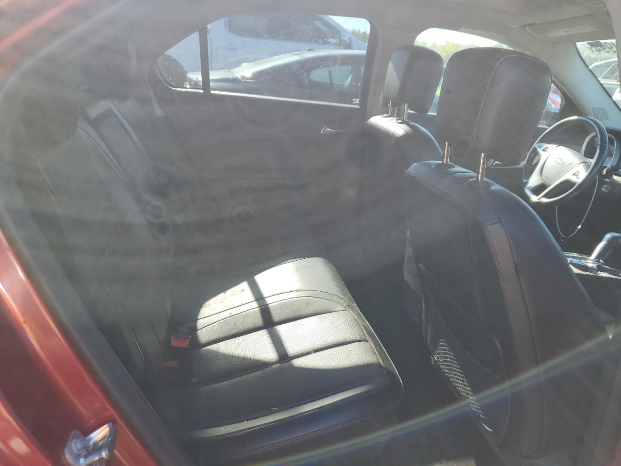 2015 Chevrolet Equinox - Image 11