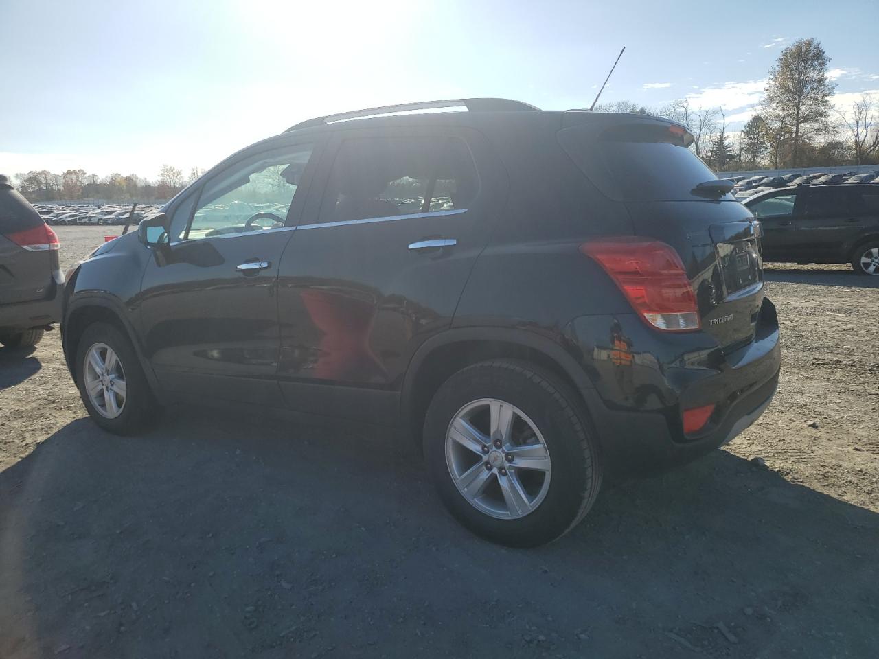 2020 Chevrolet Trax - Image 2