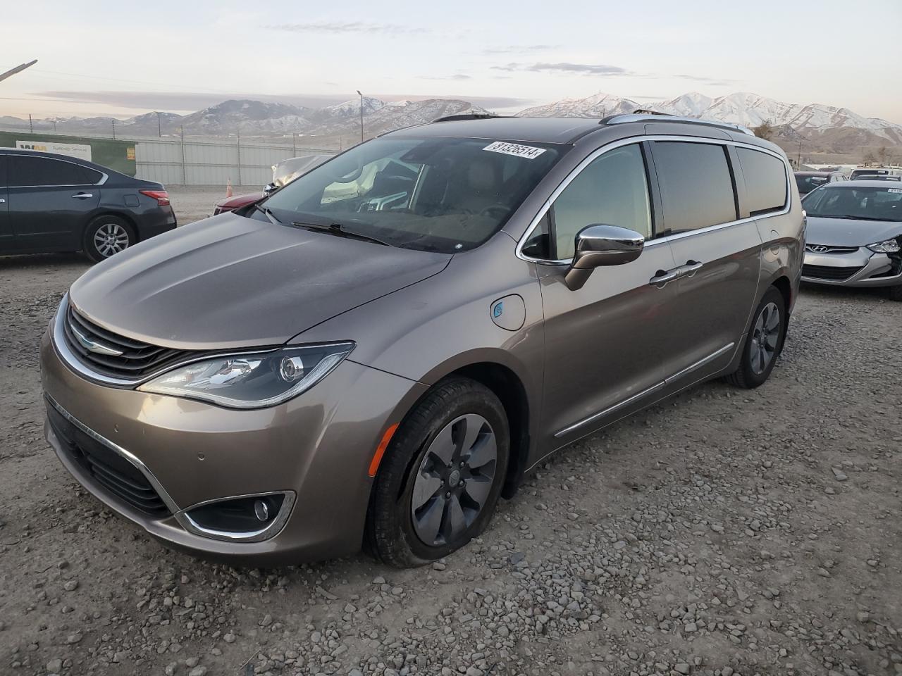 2018 Chrysler Pacifica - Image 1