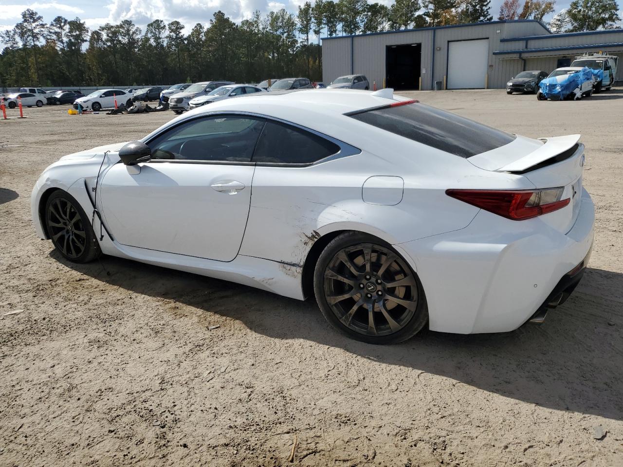 2015 Lexus RC - Image 2