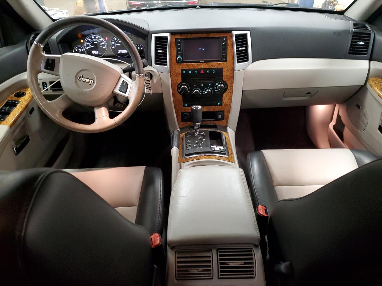 2009 Jeep Grand Cherokee - Image 8