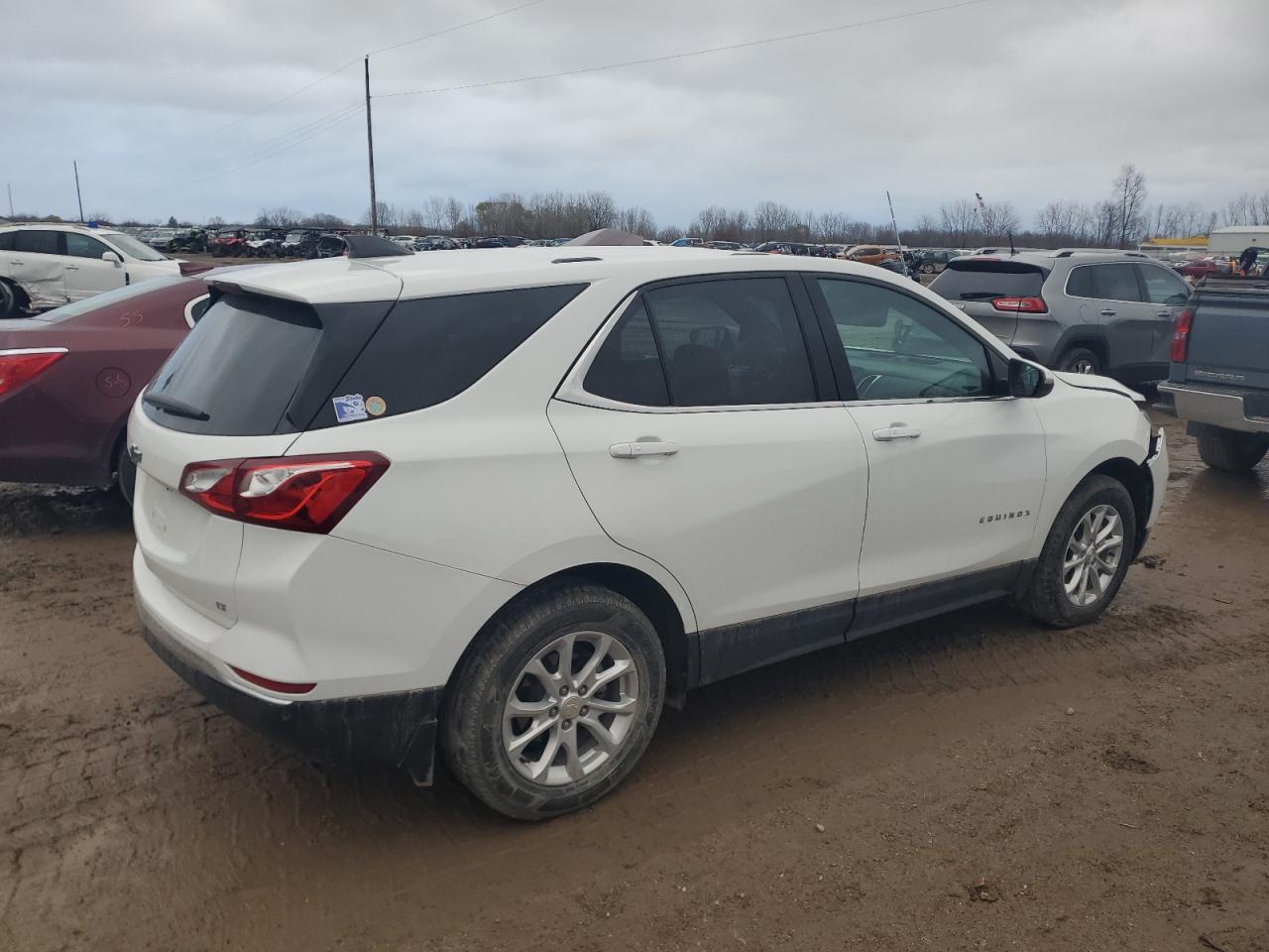 VIN 3GNAXKEV5KS508659 2019 CHEVROLET EQUINOX no.3