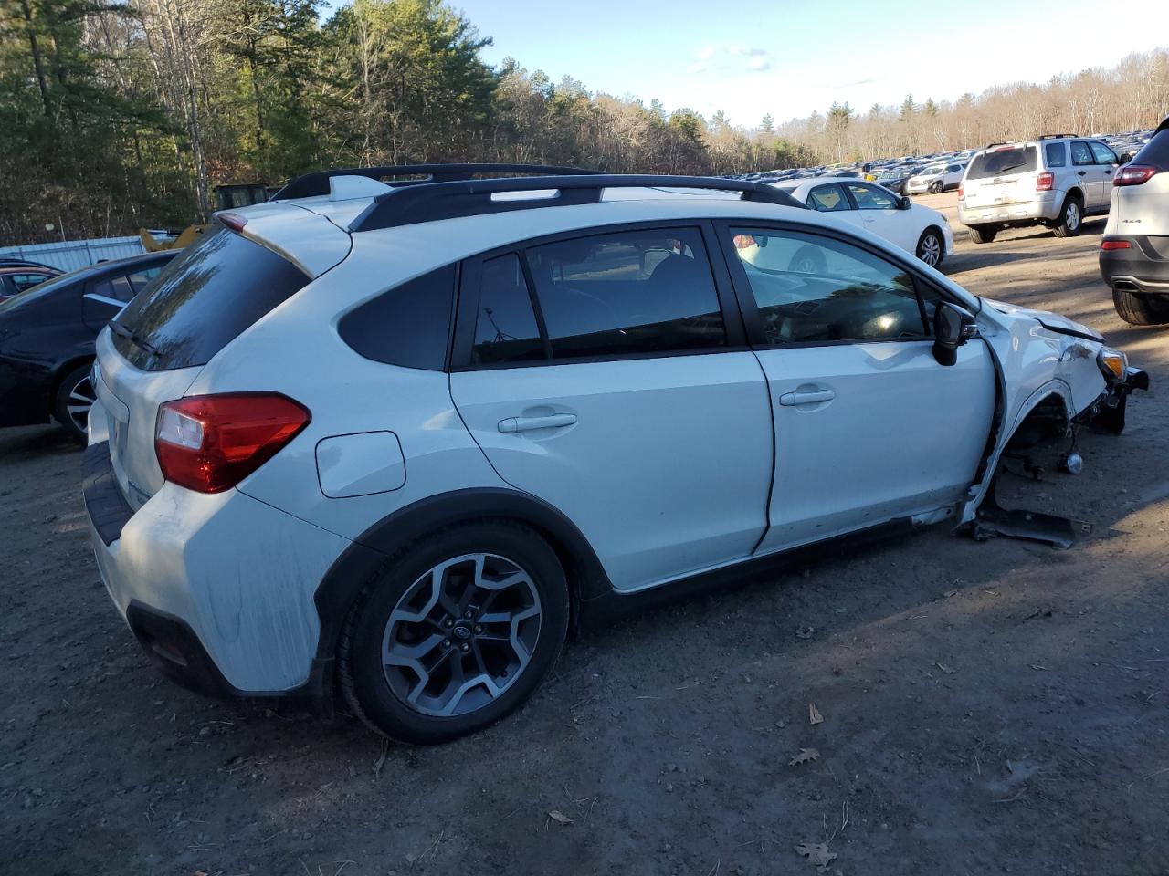2017 Subaru XV - Image 3