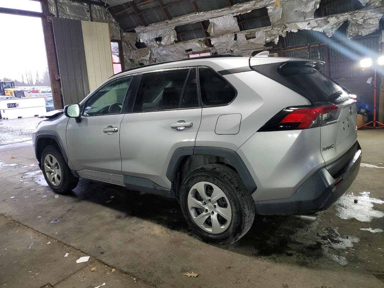 2T3F1RFV1KW040701 2019 TOYOTA RAV 4 - Image 2