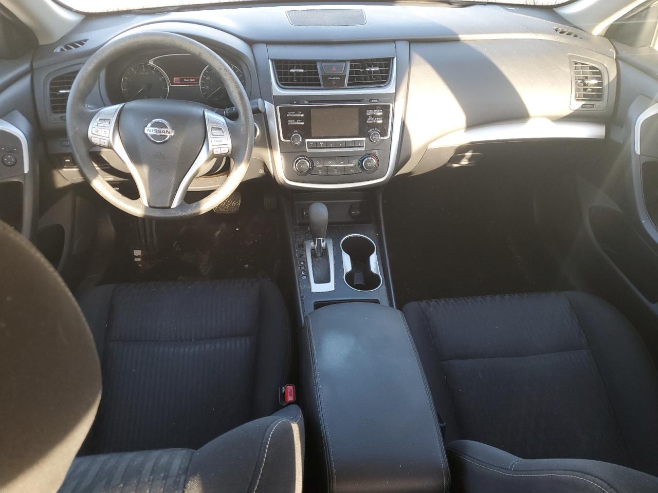 2018 Nissan Altima - Image 8