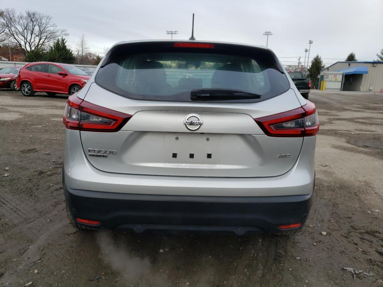 2021 Nissan Rogue - Image 6