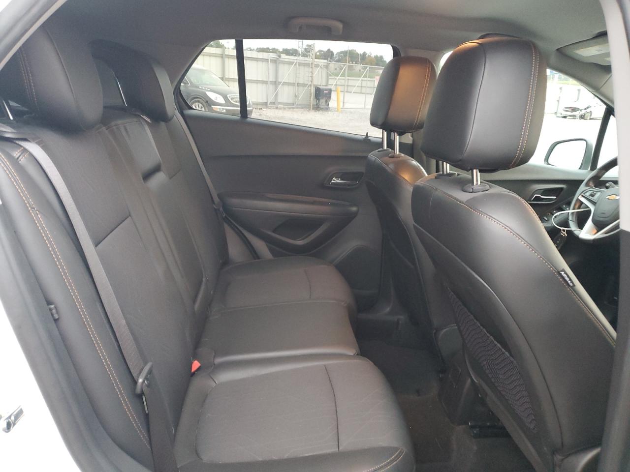 2018 Chevrolet Trax - Image 10