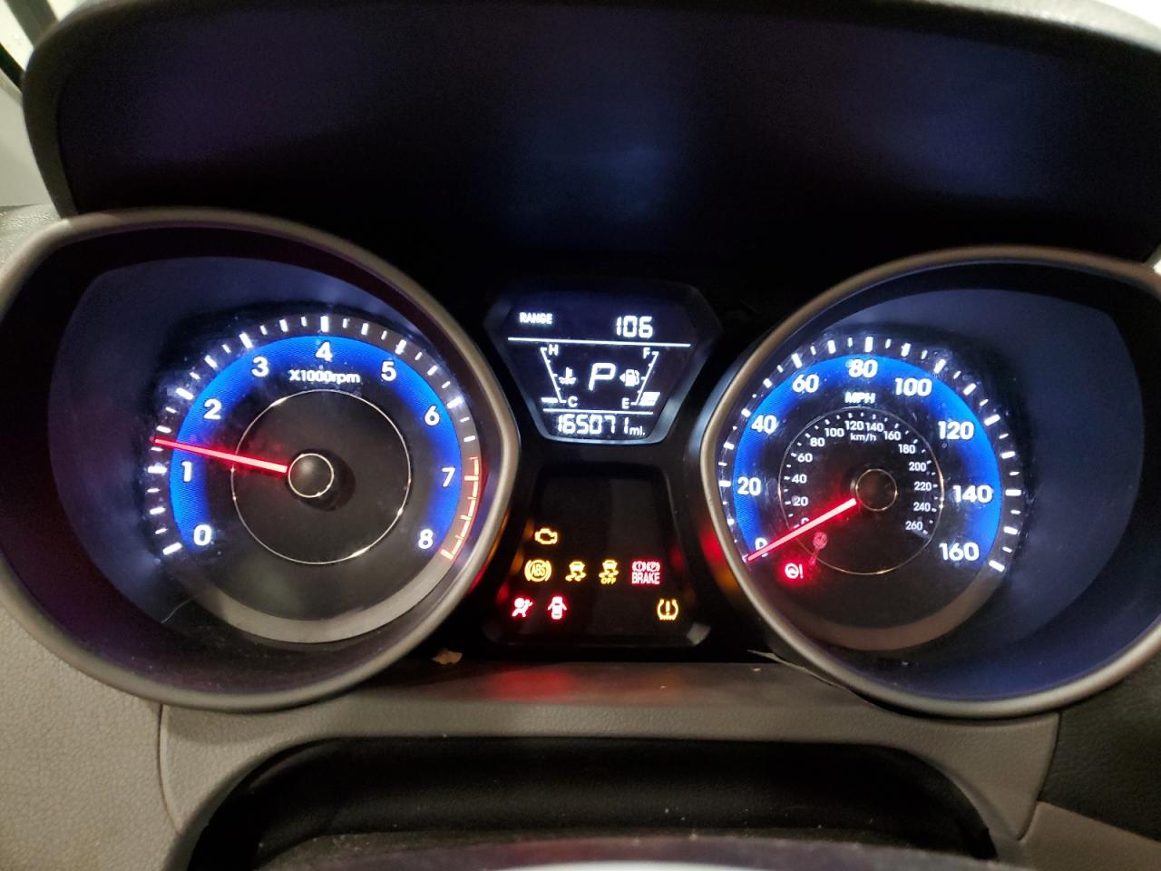2014 Hyundai Elantra - Image 9