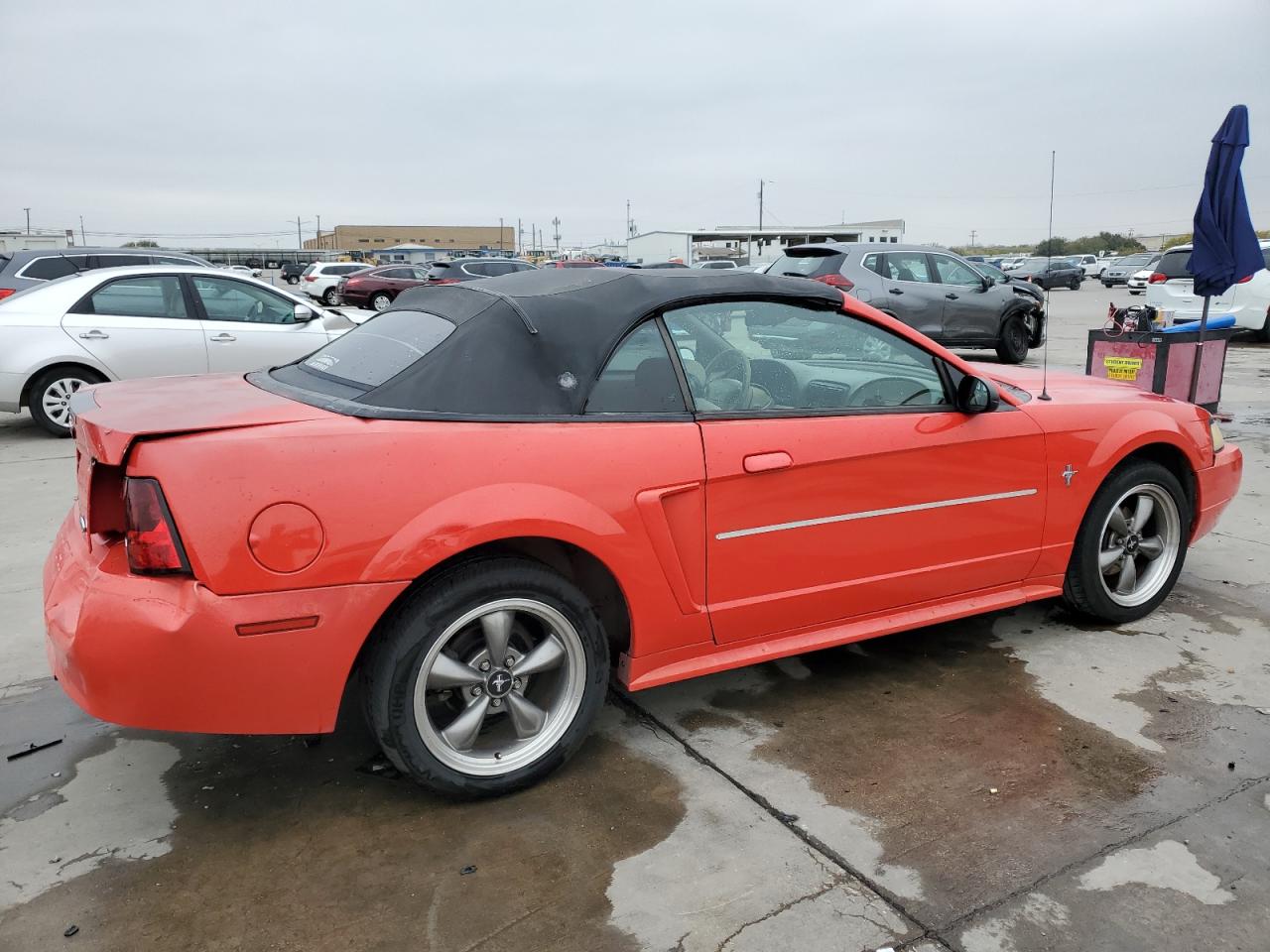 2000 Ford Mustang - Image 3