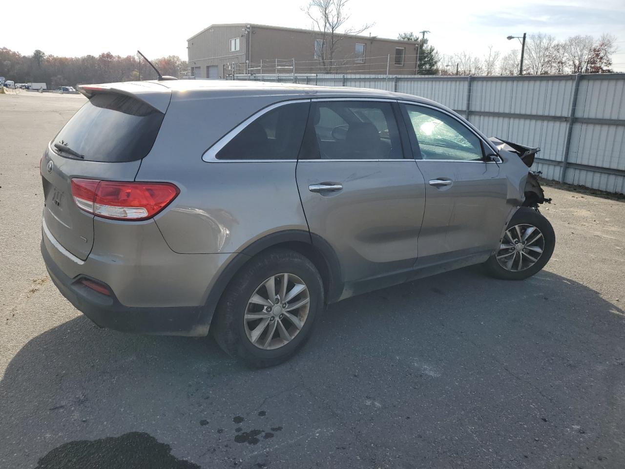 2016 Kia Sorento - Image 3