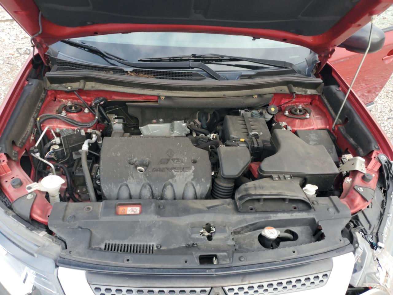 2019 Mitsubishi Outlander - Image 12