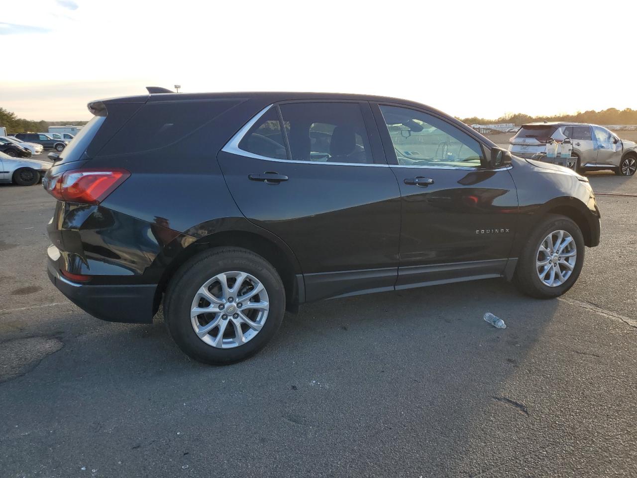 2020 Chevrolet Equinox - Image 3