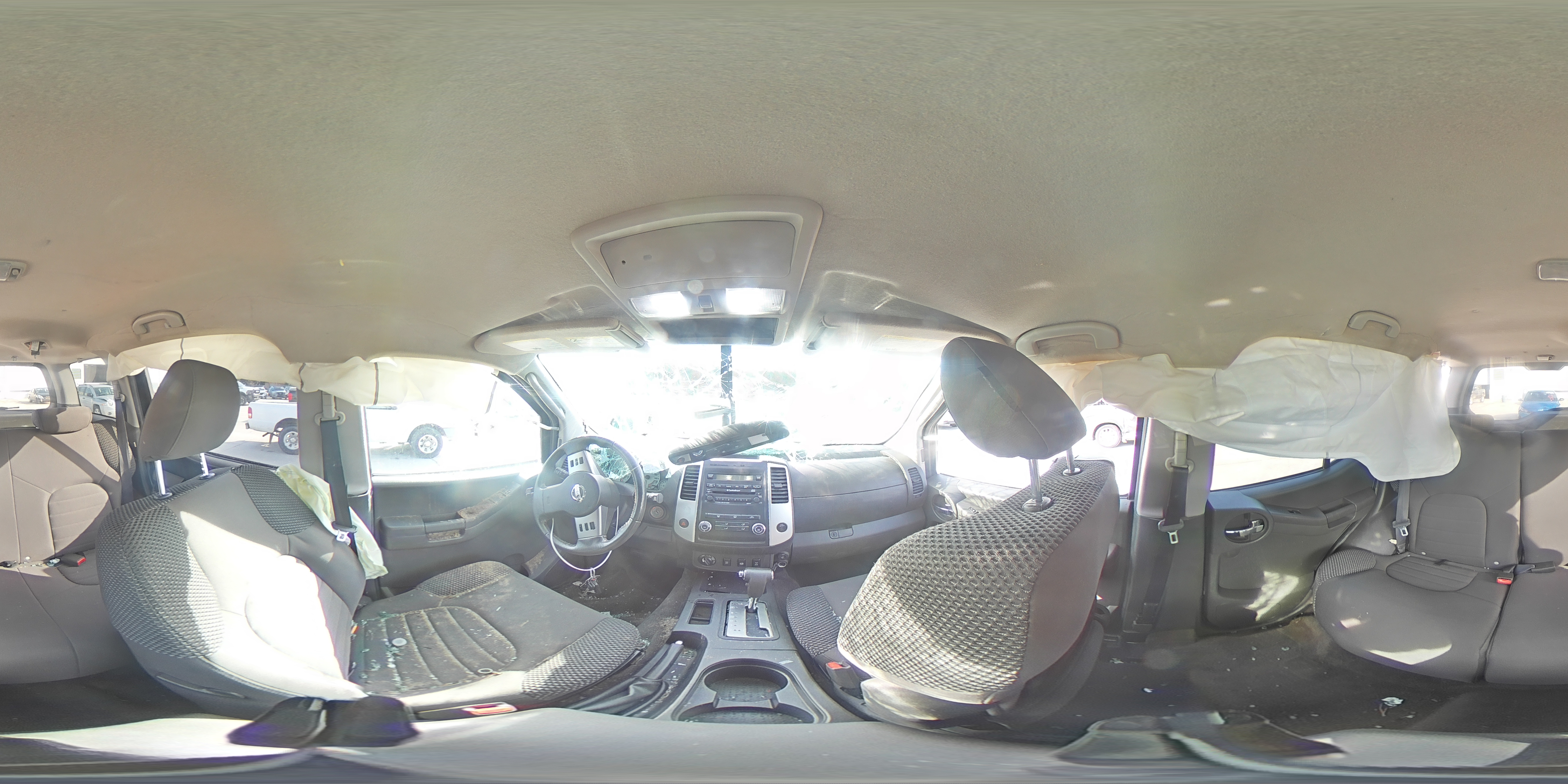 2011 Nissan XTerra - Image 13