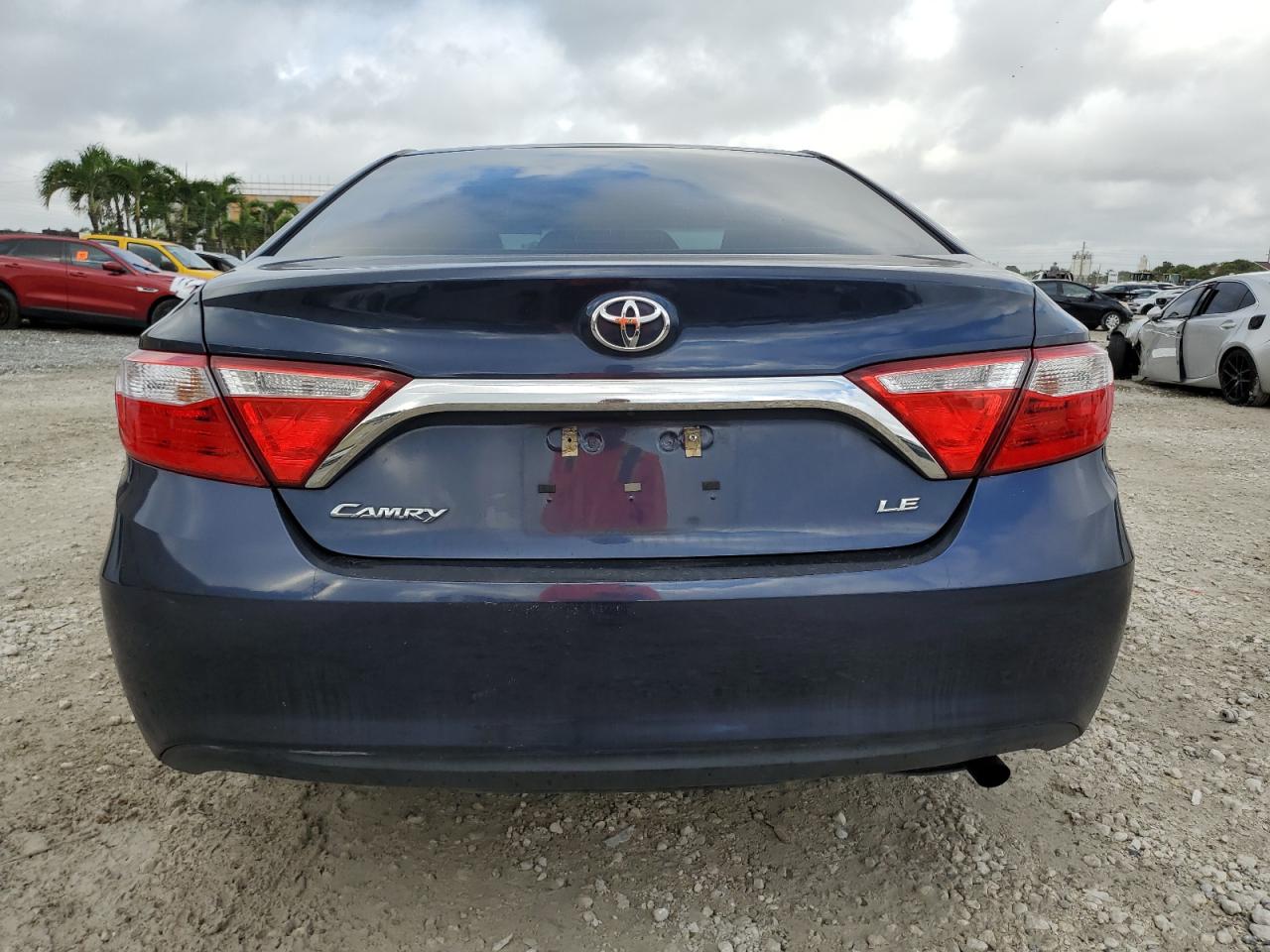 2017 Toyota Camry Le VIN: 4T1BF1FK5HU807135 Lot: 79568624