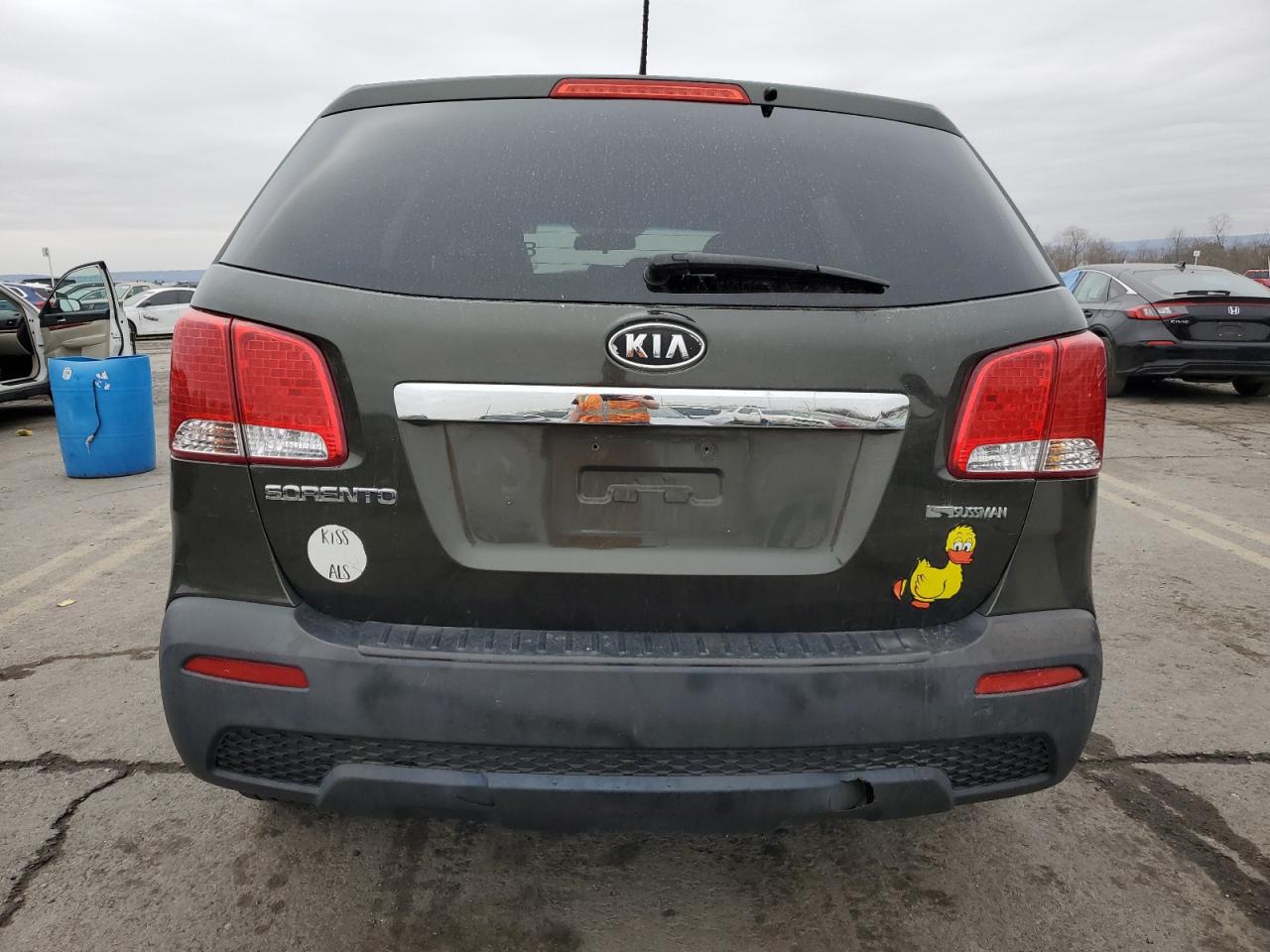 2012 Kia Sorento Base VIN: 5XYKT3A16CG261107 Lot: 81334454