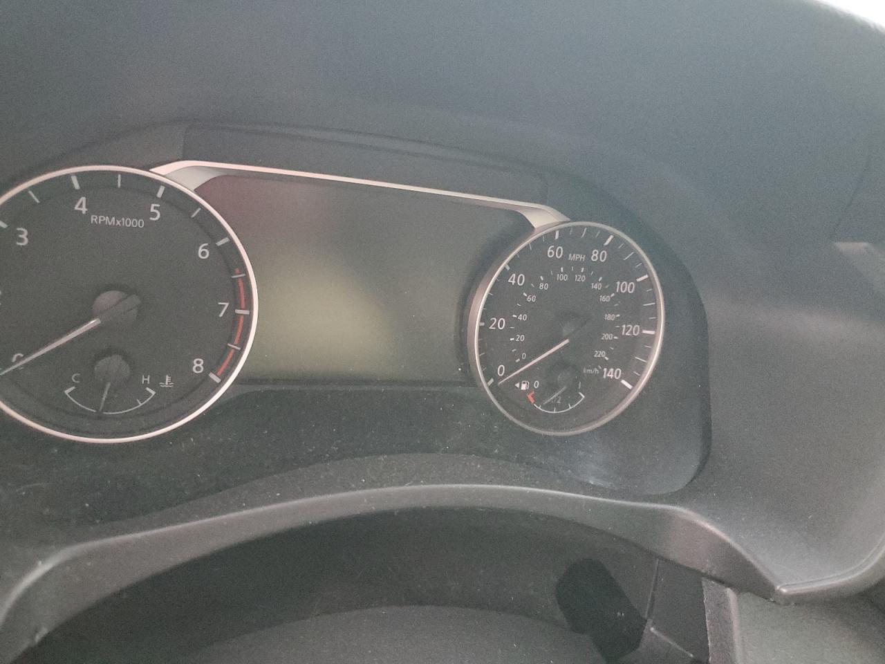 2019 Nissan Altima - Image 9