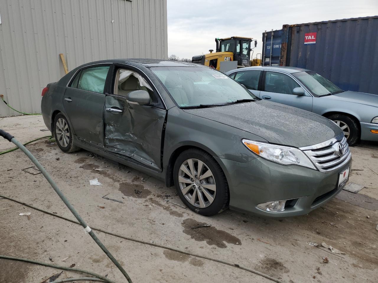 2011 Toyota Avalon - Image 7