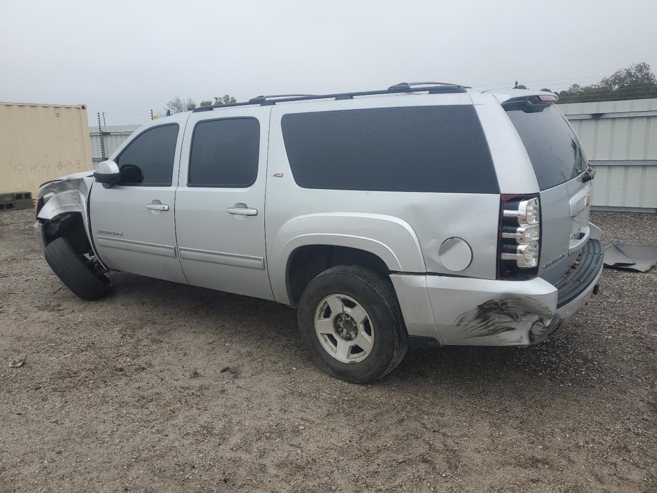 2012 Chevrolet Suburban - Image 2