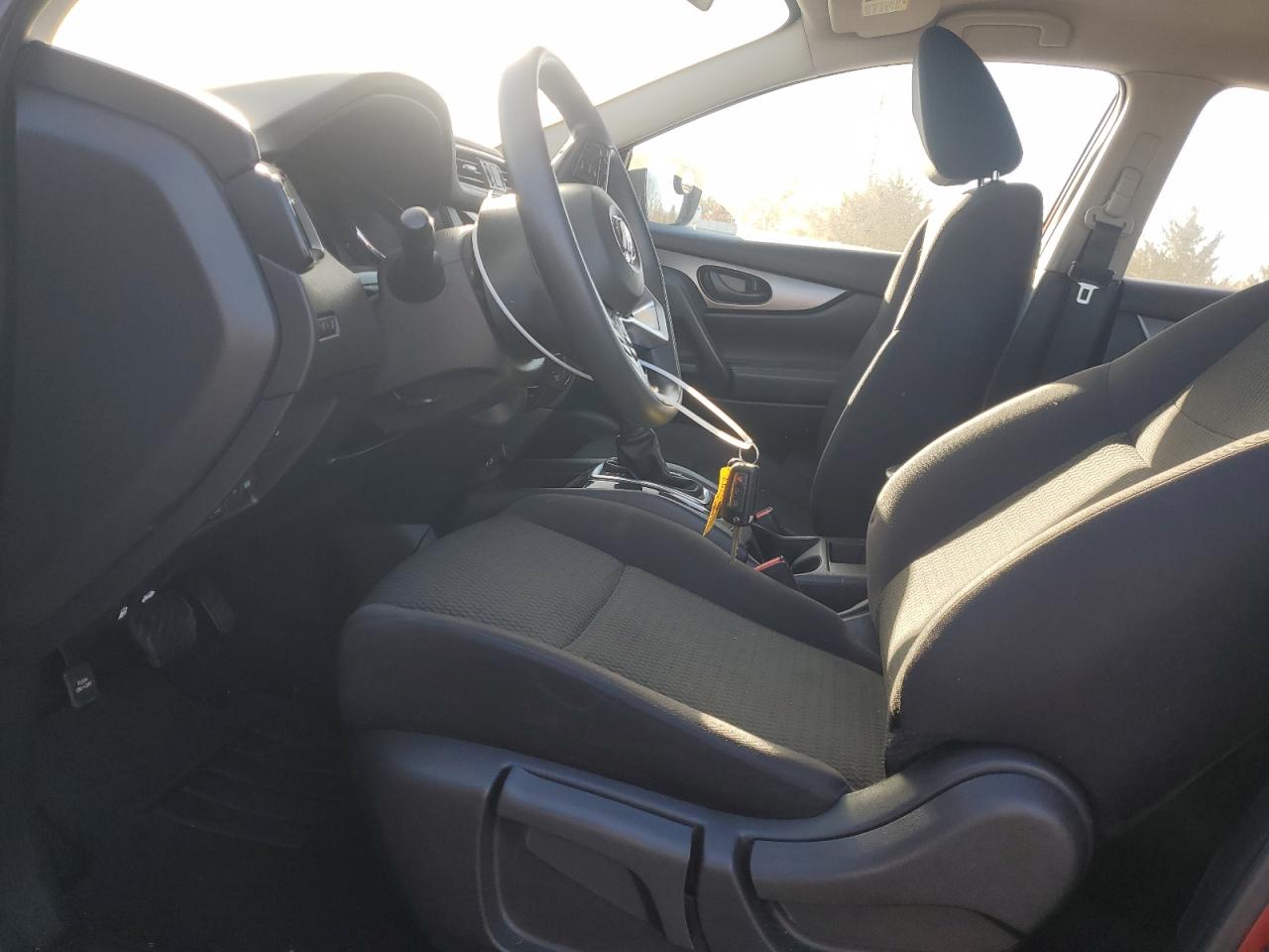 2020 Nissan Rogue - Image 7
