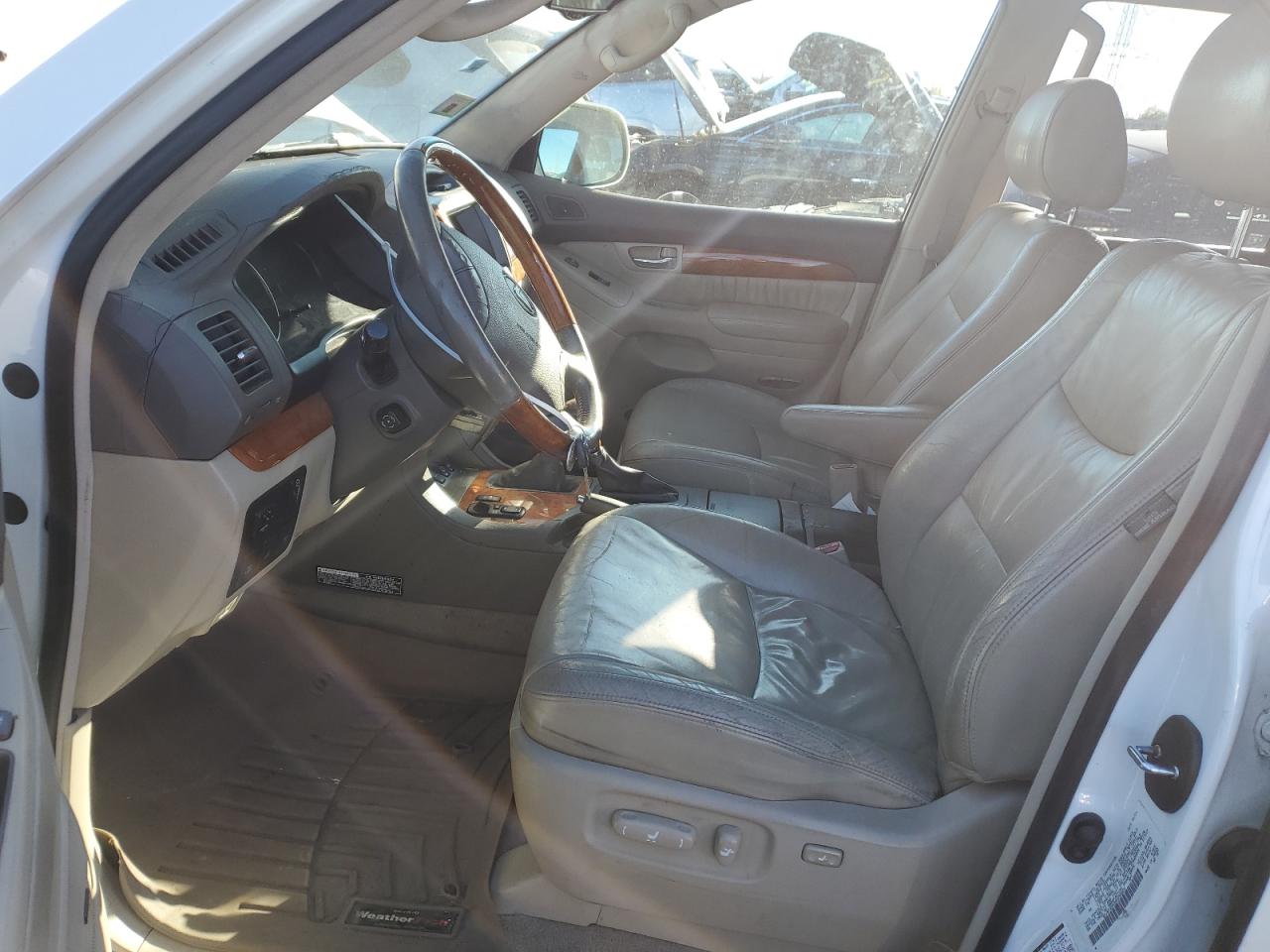 2004 Lexus GX - Image 7