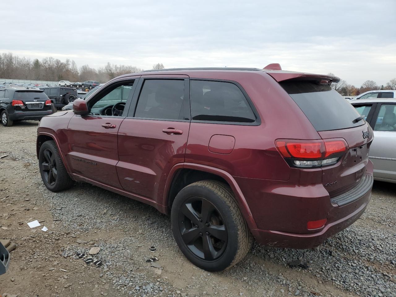 1C4RJFAGXLC316687 2020 JEEP GRAND CHEROKEE - Image 2