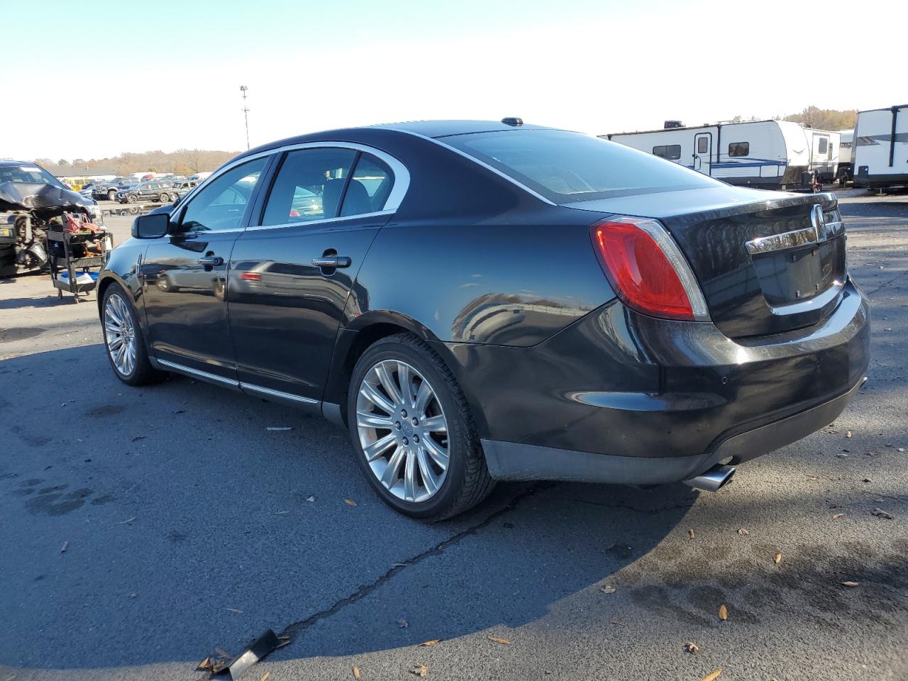 2009 Lincoln MKS - Image 2