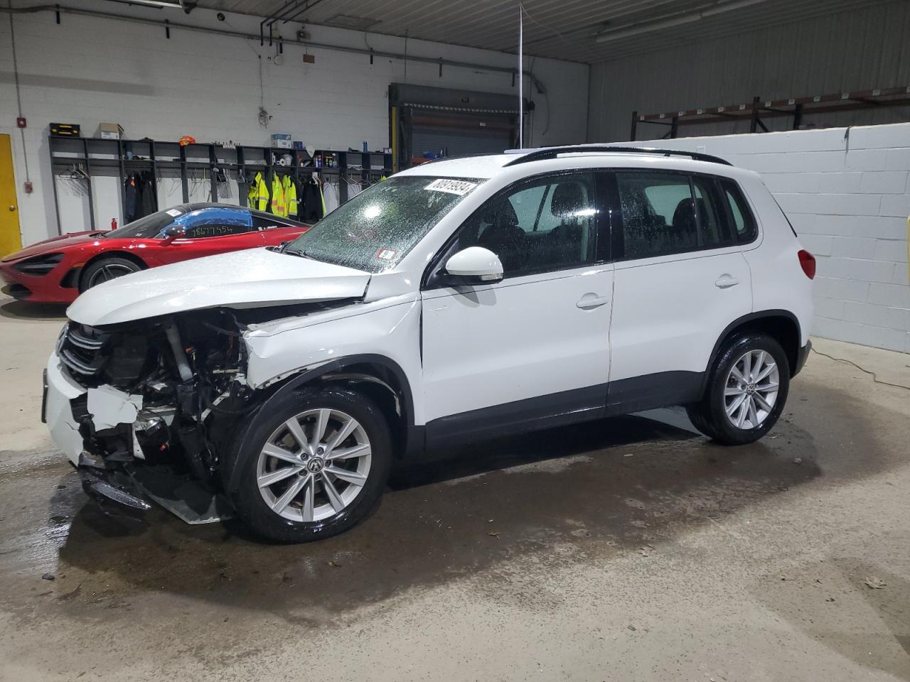 2017 Volkswagen Tiguan - Image 1