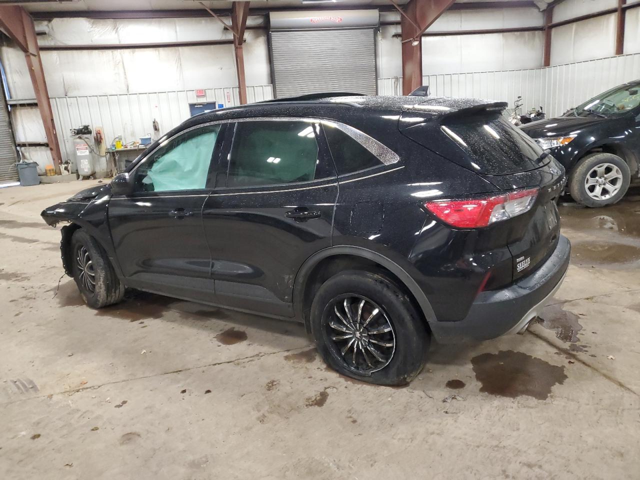 2020 Ford Escape - Image 2