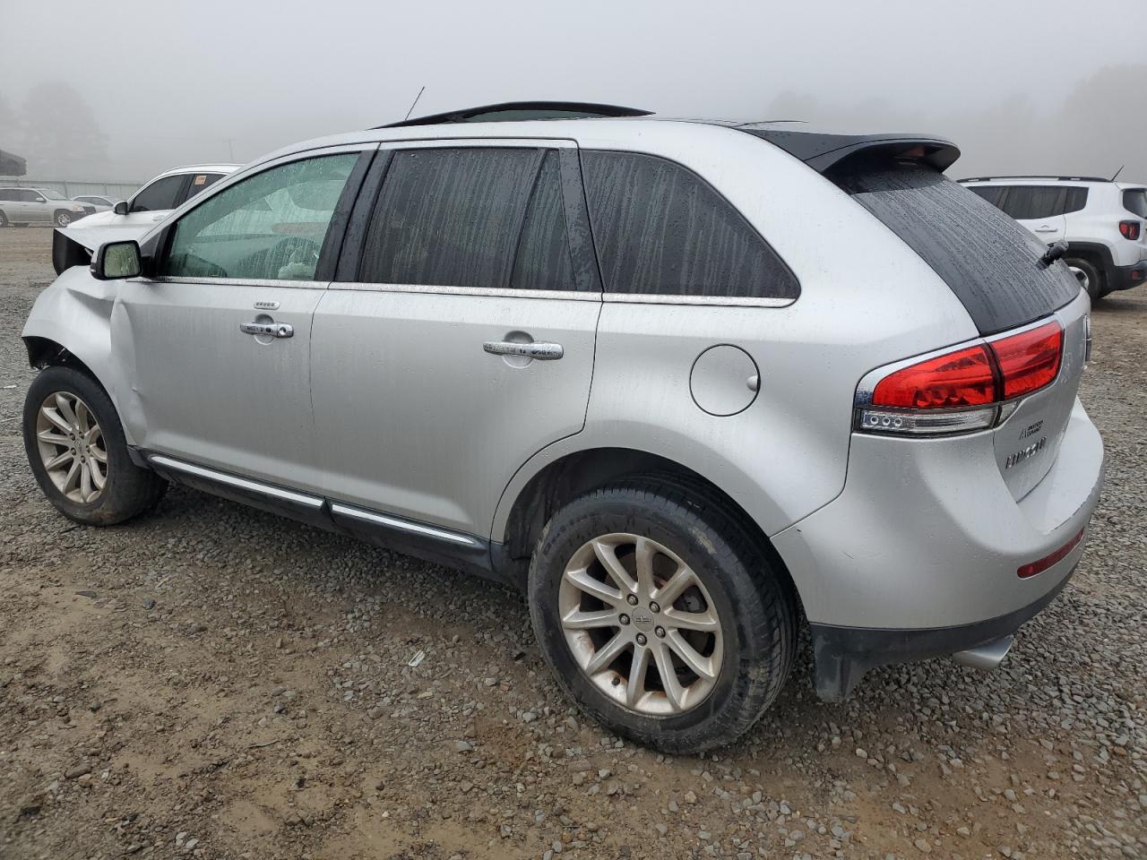 VIN 2LMDJ6JK3EBL09274 2014 LINCOLN MKX no.2