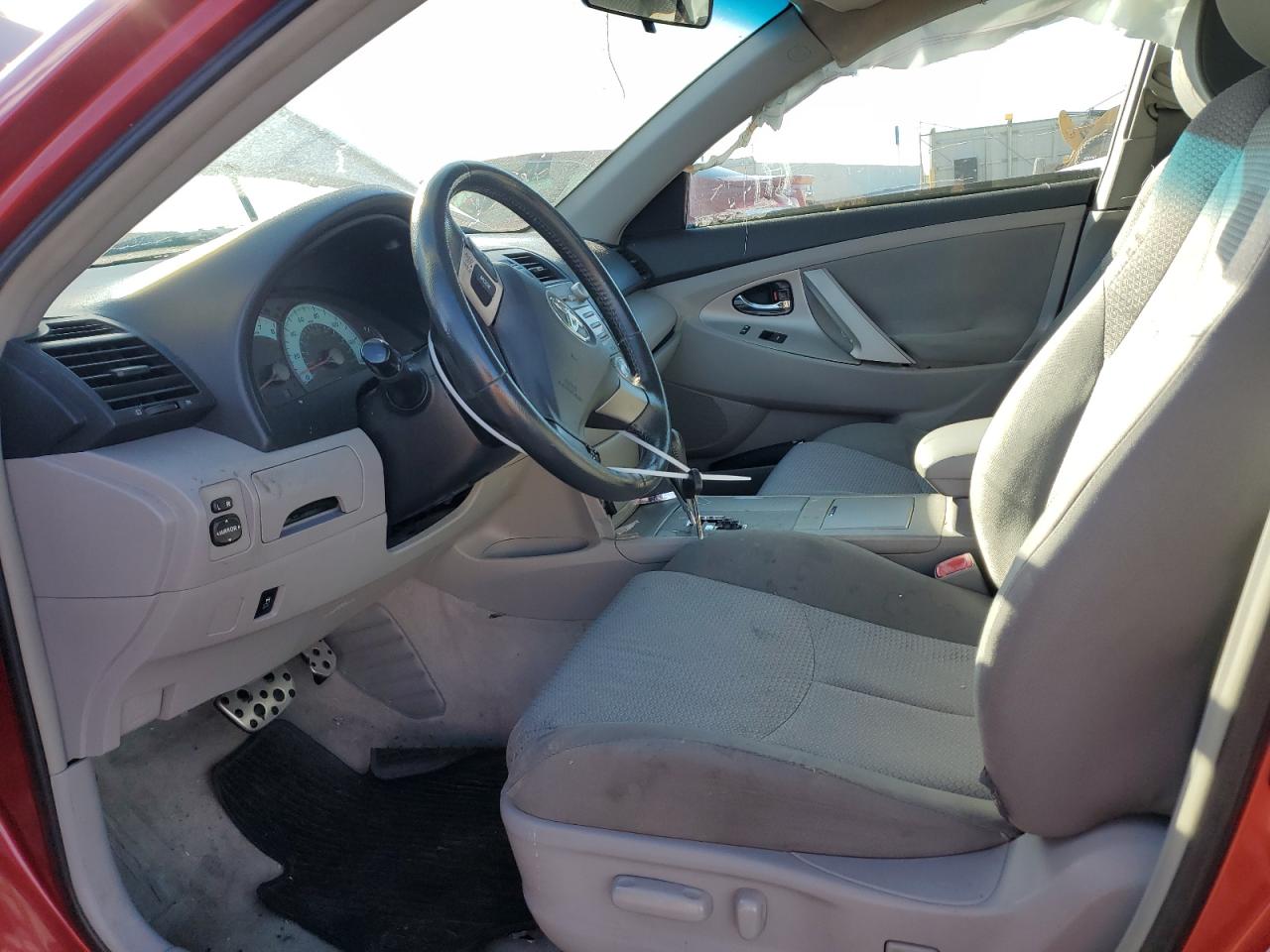 2011 Toyota Camry - Image 7